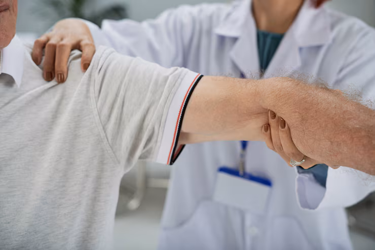 Shoulder Pain Treatment in Whitefield Bangalore by Dr. Krishna Kumar M S